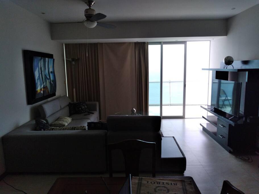 Beautiful 3 Bedroom, Fully Furnished, On The Beach Mazatlan Bagian luar foto